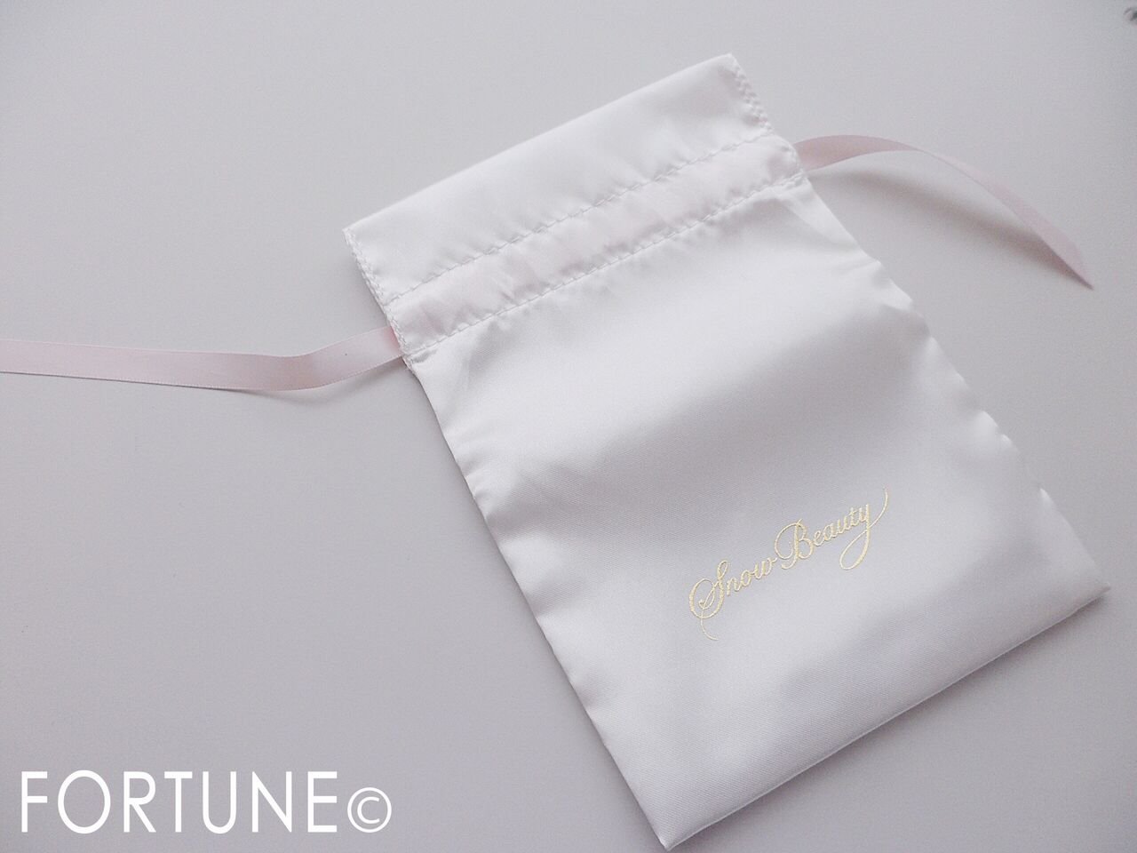 スノービューティー　ポーチ