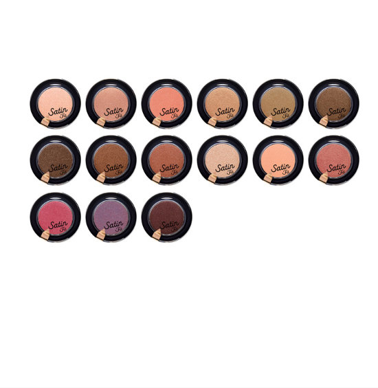 サテンフィットアイズ