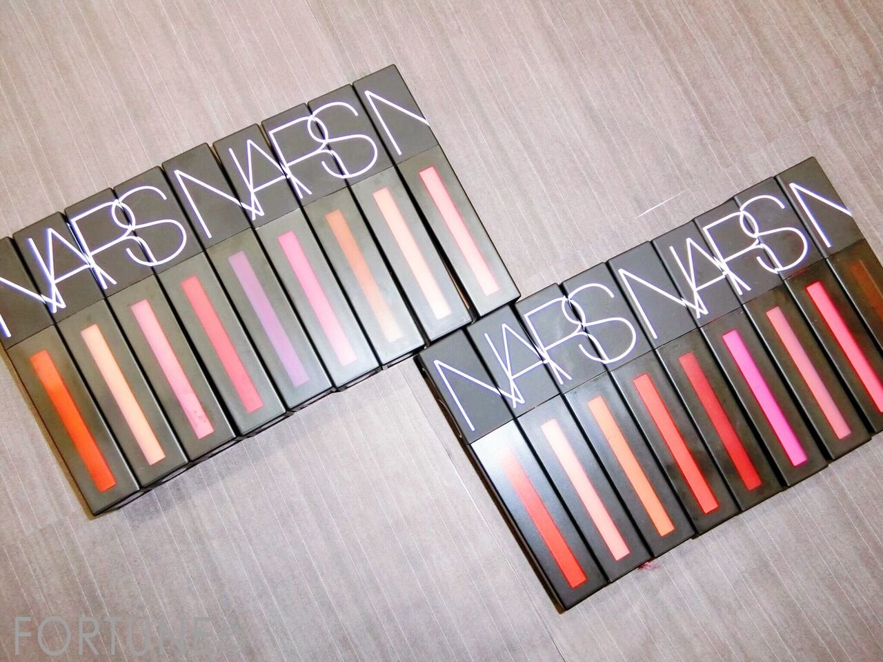NARS　ナーズ　リップ