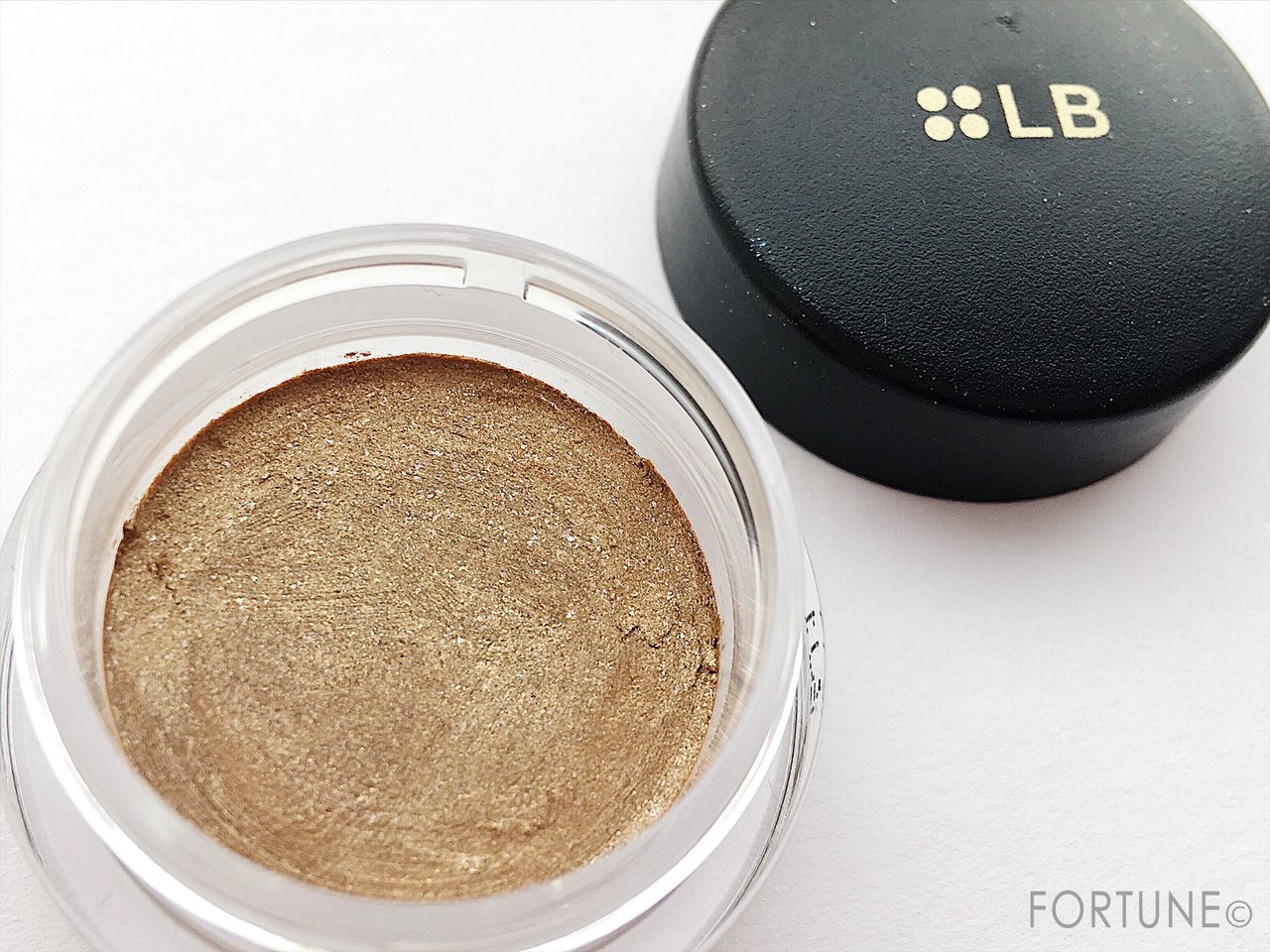 2017秋冬　LBコスメ　プレストリッチピグメント N（サンドベージュ）