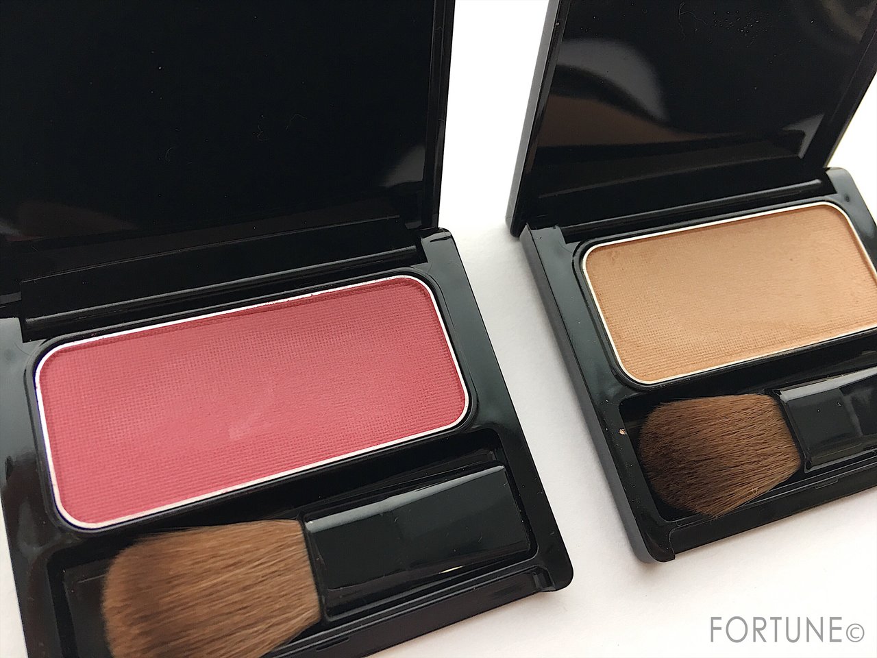 2017秋冬　LBコスメ　ベルベットチークカラー