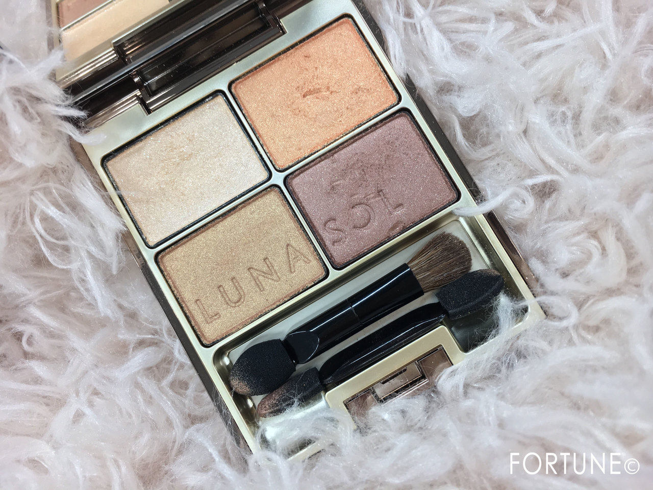 ルナソル　アイシャドウ　パレット　ゴールド系