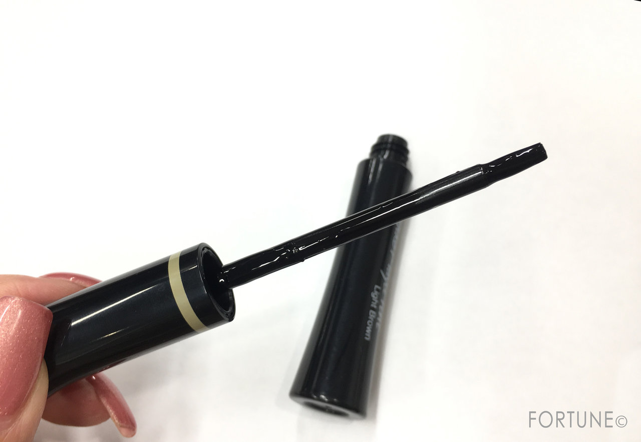 フジコ　眉ティント