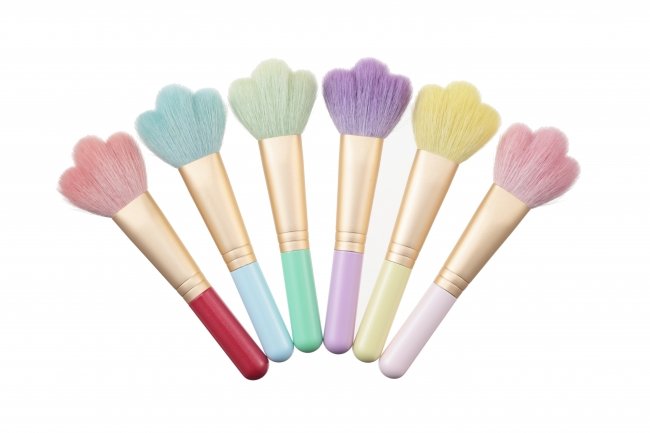 おそ松さんパウダーブラシ