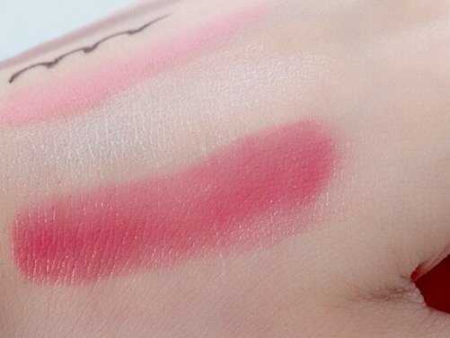 自撮りコスメデコルテ