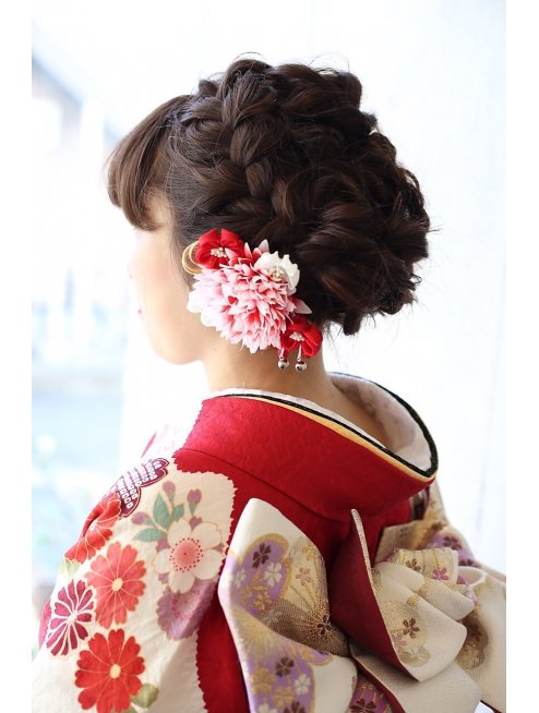 ヘアスタイル　和装　和服　アップスタイル　成人式　編み込み　浴衣　着物