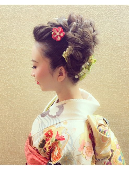 ヘアスタイル　和装　和服　アップスタイル　成人式　浴衣　着物