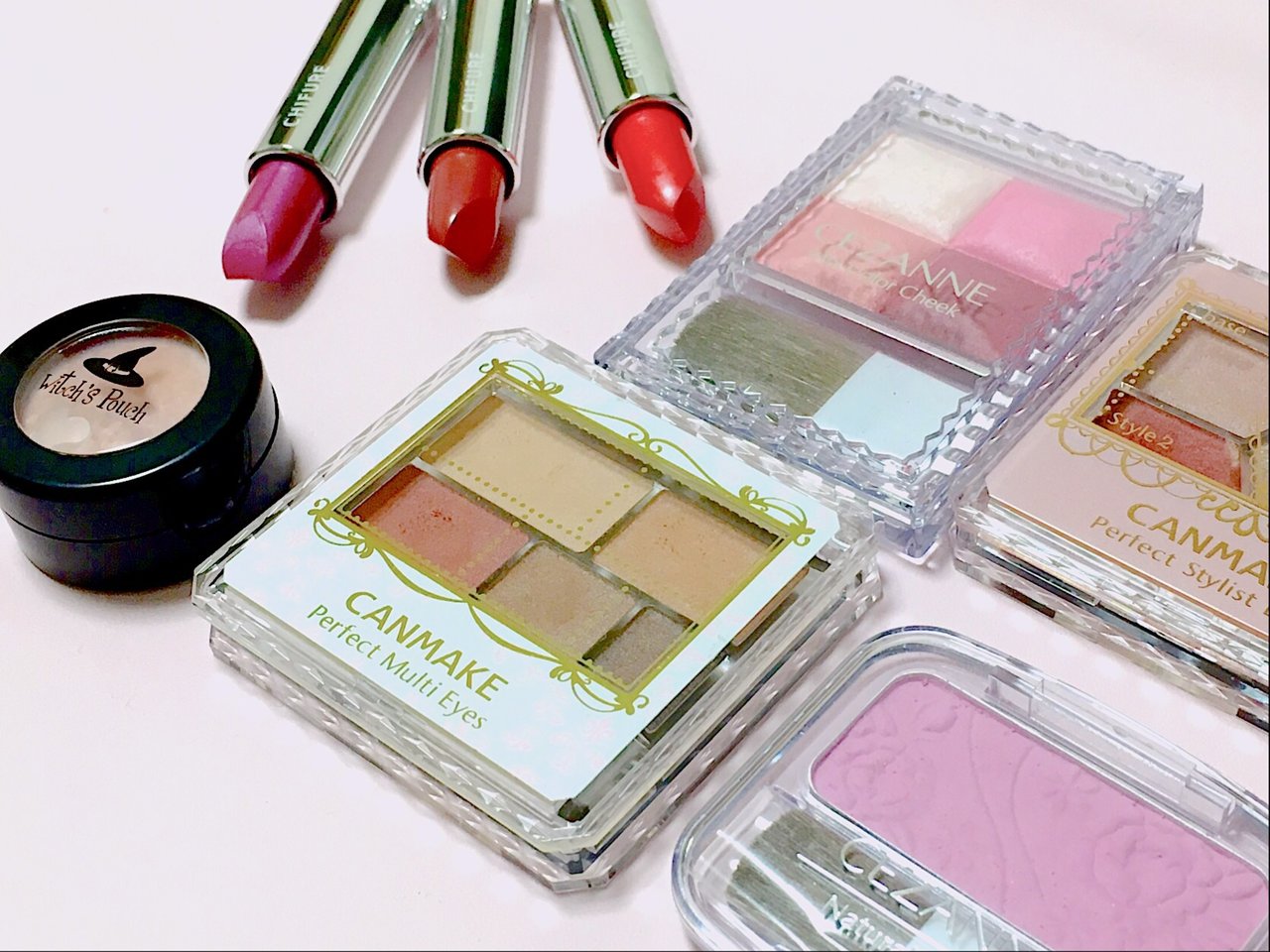 自撮り　キャンメイク　セザンヌ　ちふれ　ウィッチズポーチ