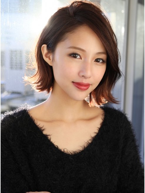 ちょいフワ流し前髪