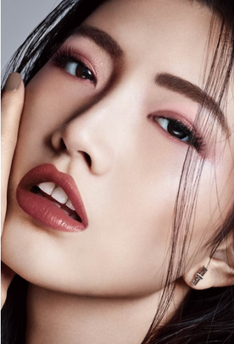 メイベリン　ニューヨーク　トーンオントーン