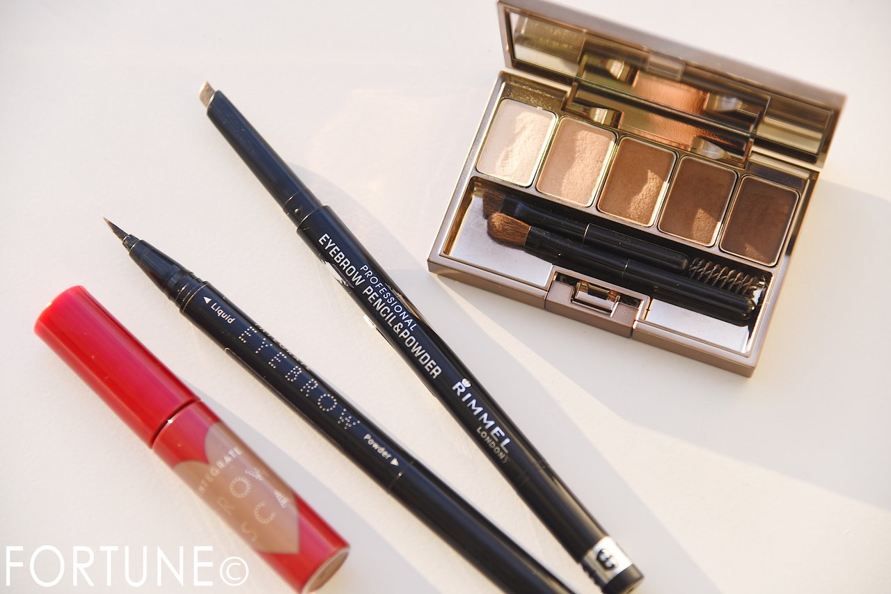 2017 トレンド眉 アイブロウ 細眉 太眉 ナチュラル眉 美人 可愛い