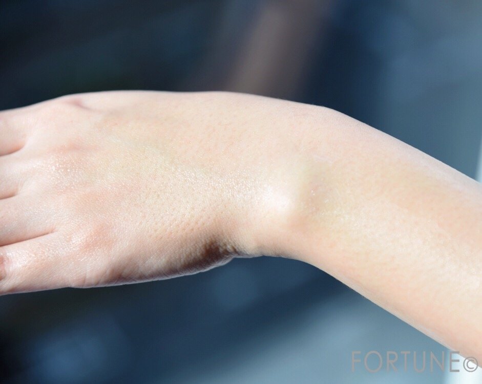 ニベア マシュマロケアボディムース　潤い