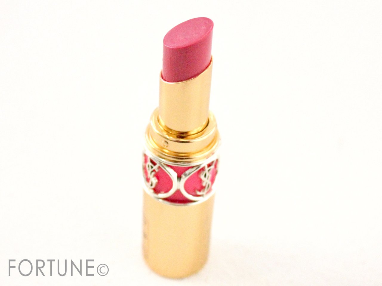 YSL ysl イヴ・サンローラン　リップ　ヴォリュプテティントインバーム　ルージュヴォリュプテシャイン　デパコス　リップ　オススメ