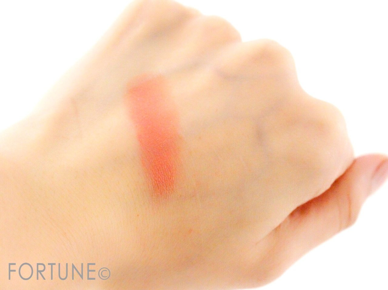 YSL ysl イヴ・サンローラン　リップ　ヴォリュプテティントインバーム　ルージュヴォリュプテシャイン　デパコス　リップ　オススメ