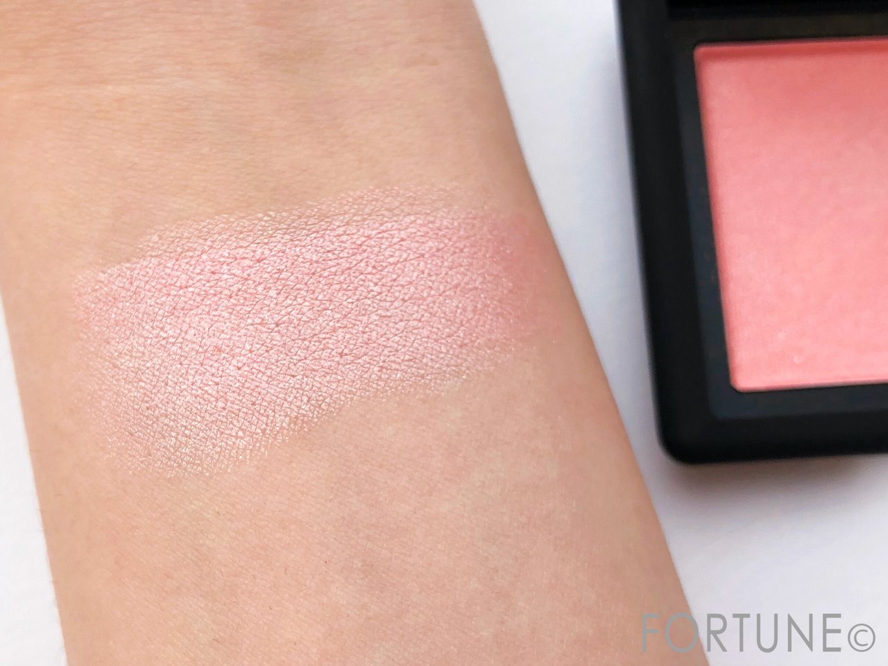 NARS　ナーズ　2018　春コスメ　新作コスメ　リップ　チーク　アイシャドー　リップカバー　ベルベットシャドースティック　リキッドブラッシュ　ハイライティングブラッシュパウダー