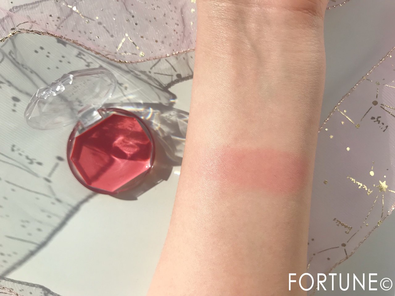 2018　トレンドメイク　ピンク　桃メイク　ウサギメイク　モテ