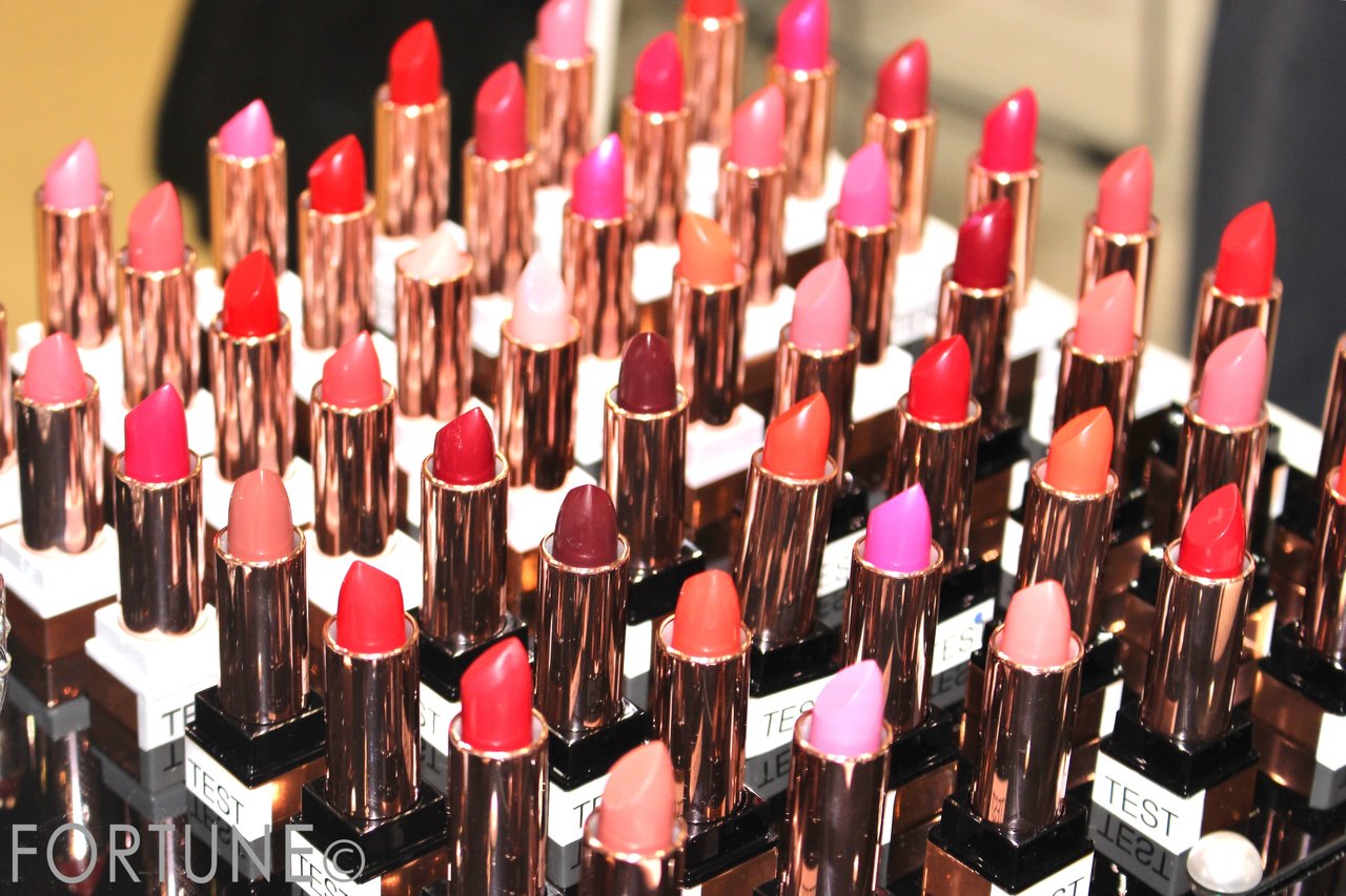 国際　化粧品展　COSME TOKYO 新作　コスメ　最新　2018 MERBLISS INC.