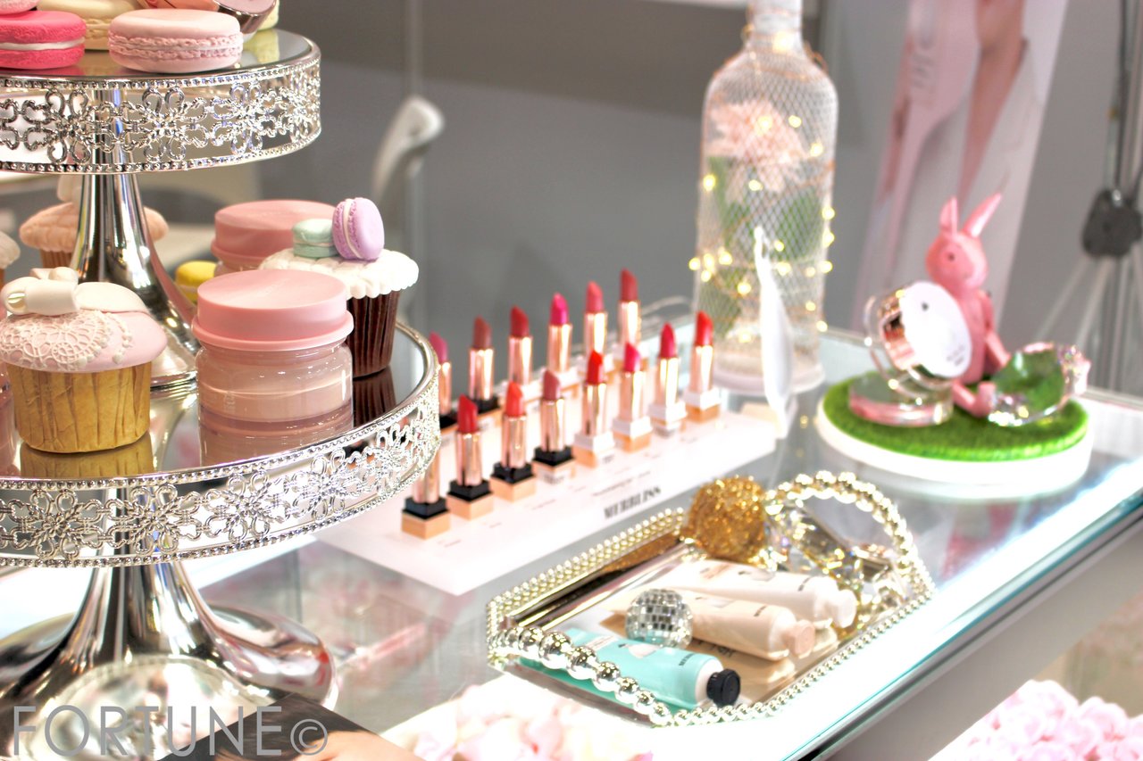 国際　化粧品展　COSME TOKYO 新作　コスメ　最新　2018 MERBLISS INC.