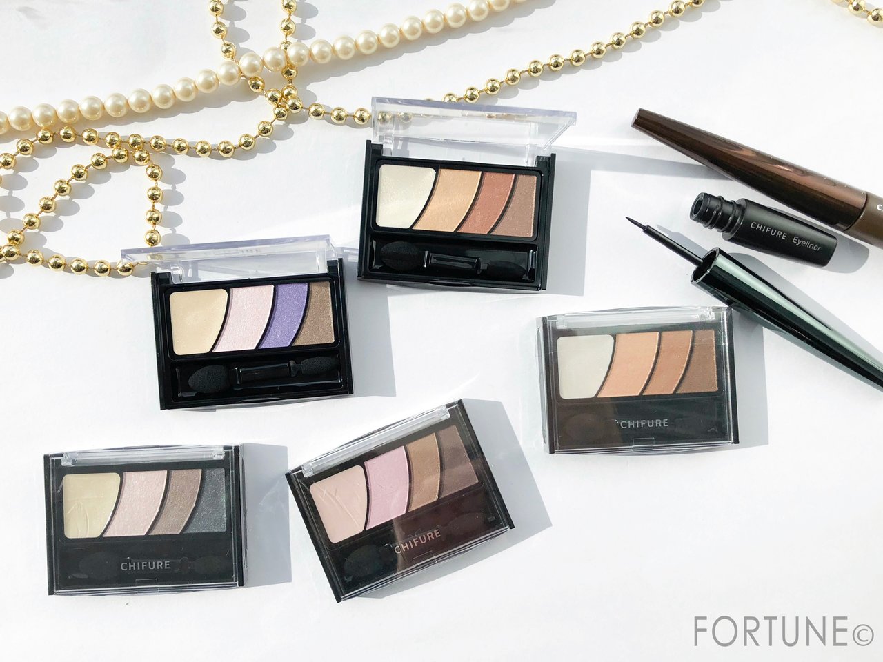 ちふれ　プチプラ　コスメ　アイシャドウ　グラデーションアイカラー　リキッドアイライナー　アイメイク