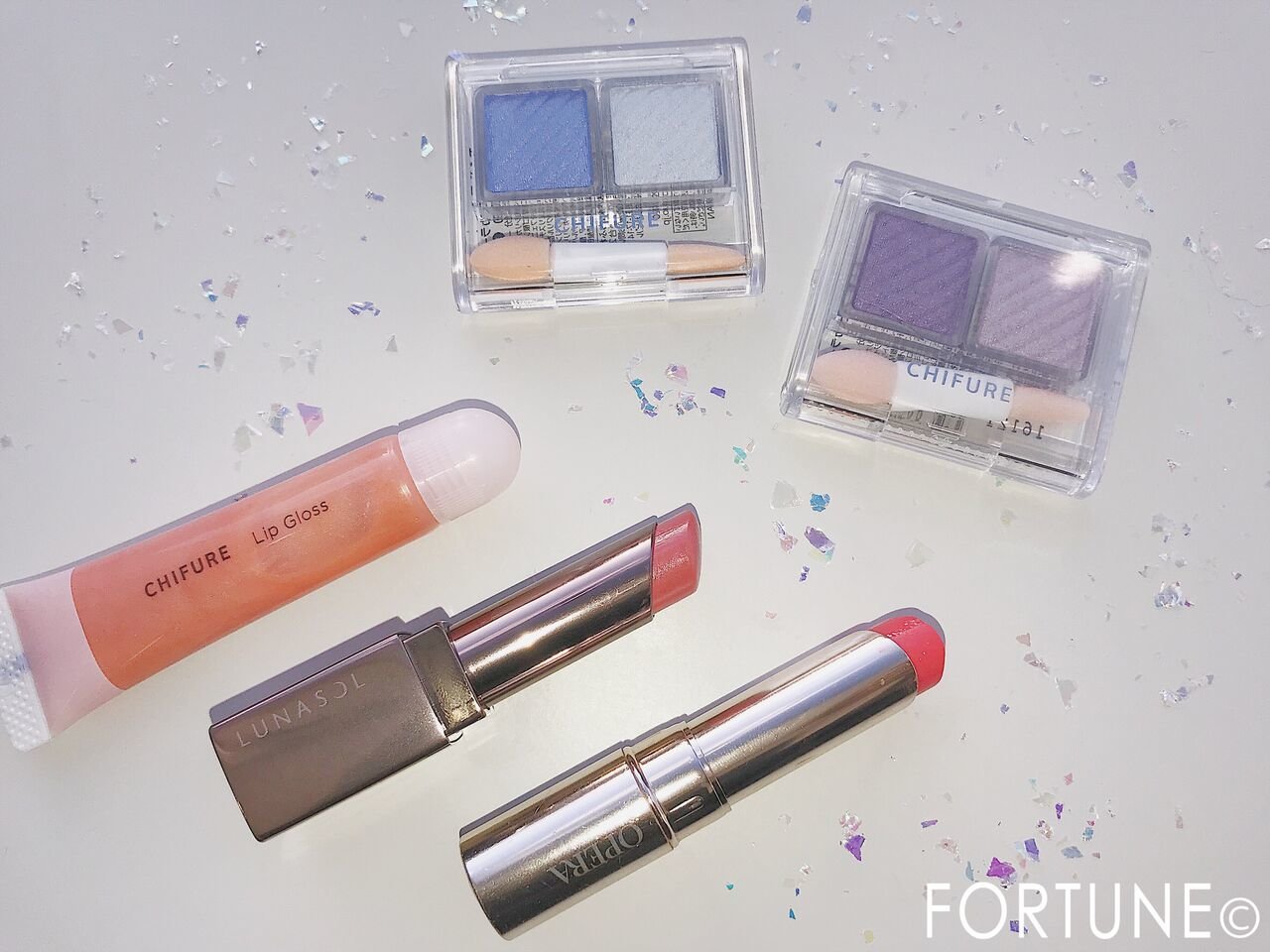 ちふれ　プチプラコスメ　アイシャドウ　透明感　オフィスメイク