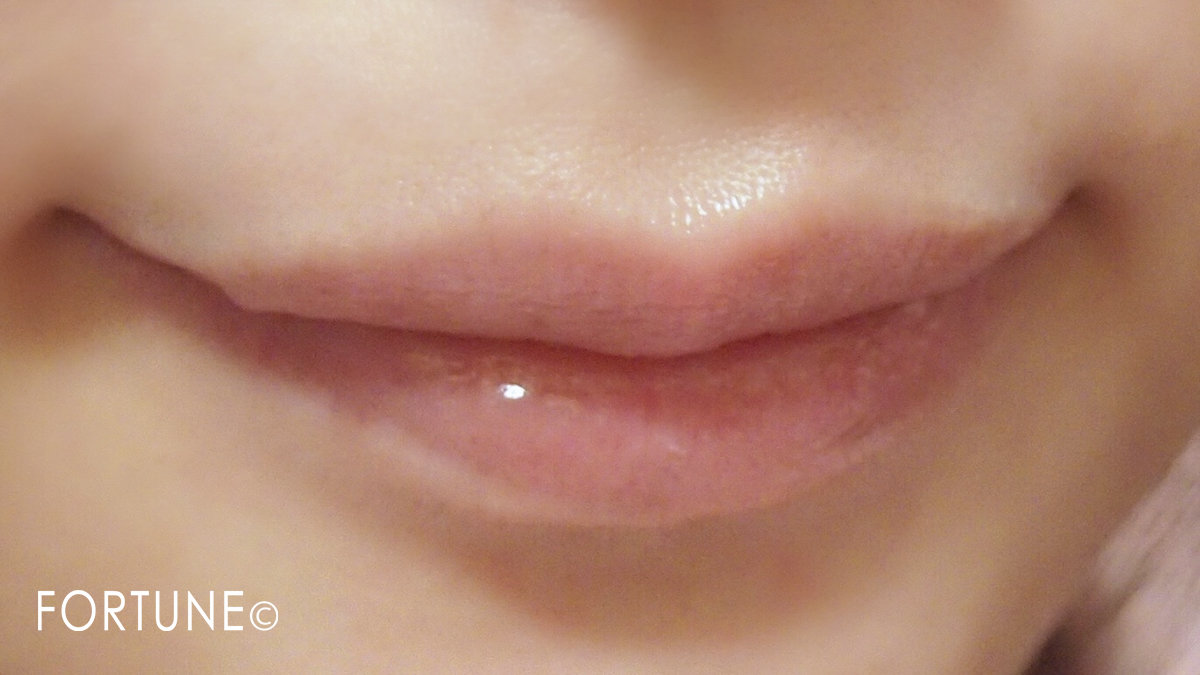 YSL ヴォリュプテ ティントインバーム03使用感