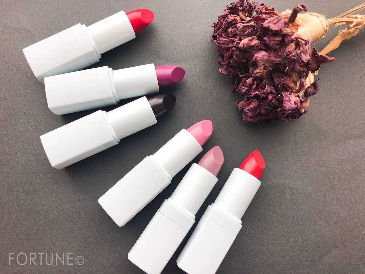 Erdem for NARS Strange FIowers Collection　ナーズ　新作コスメ　2018　夏コスメ　アイシャドウ　アイメイク　チーク　ハイライト　リップ　アーデム