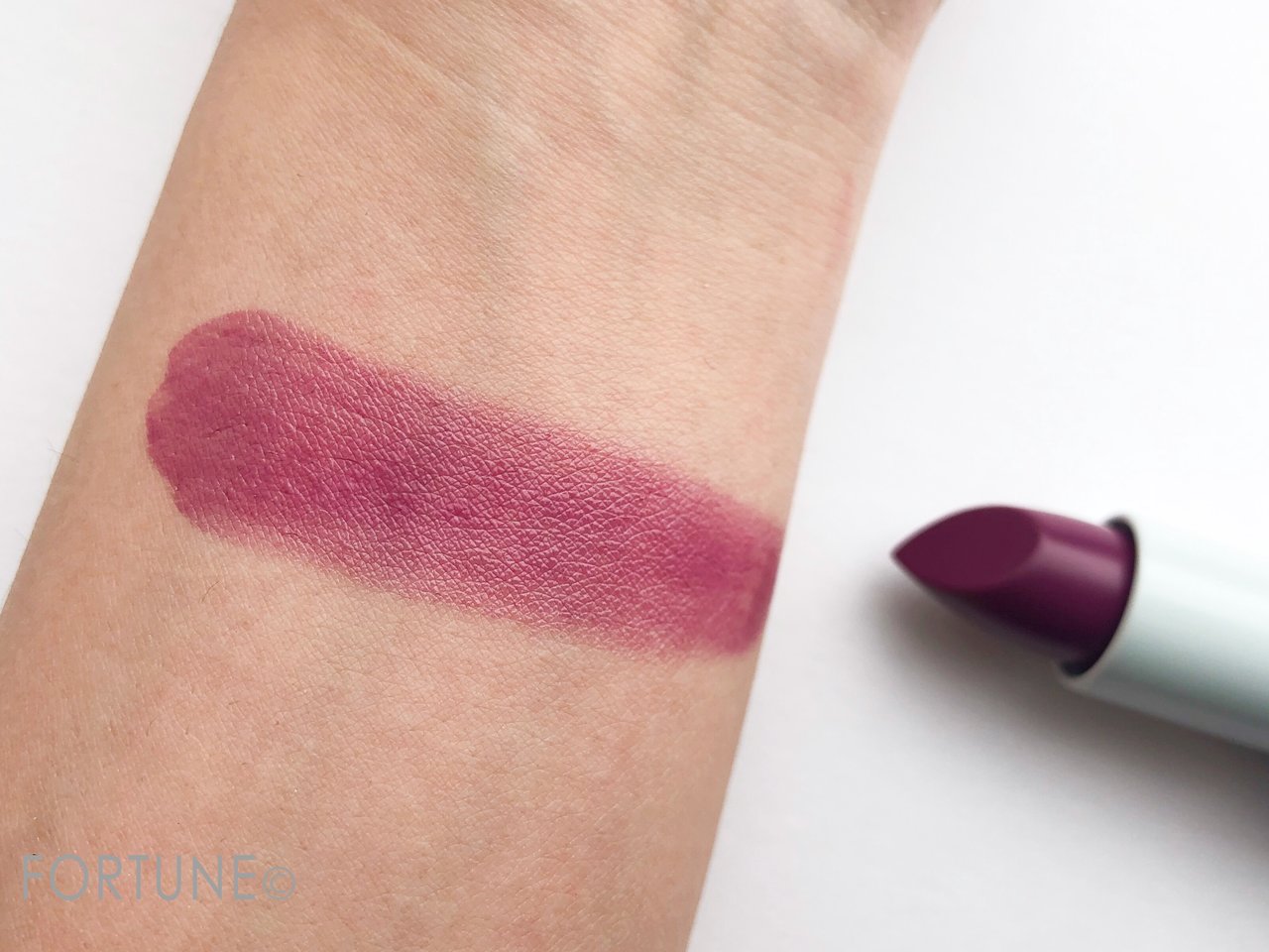 Erdem for NARS Strange FIowers Collection　ナーズ　新作コスメ　2018　夏コスメ　アイシャドウ　アイメイク　チーク　ハイライト　リップ　アーデム