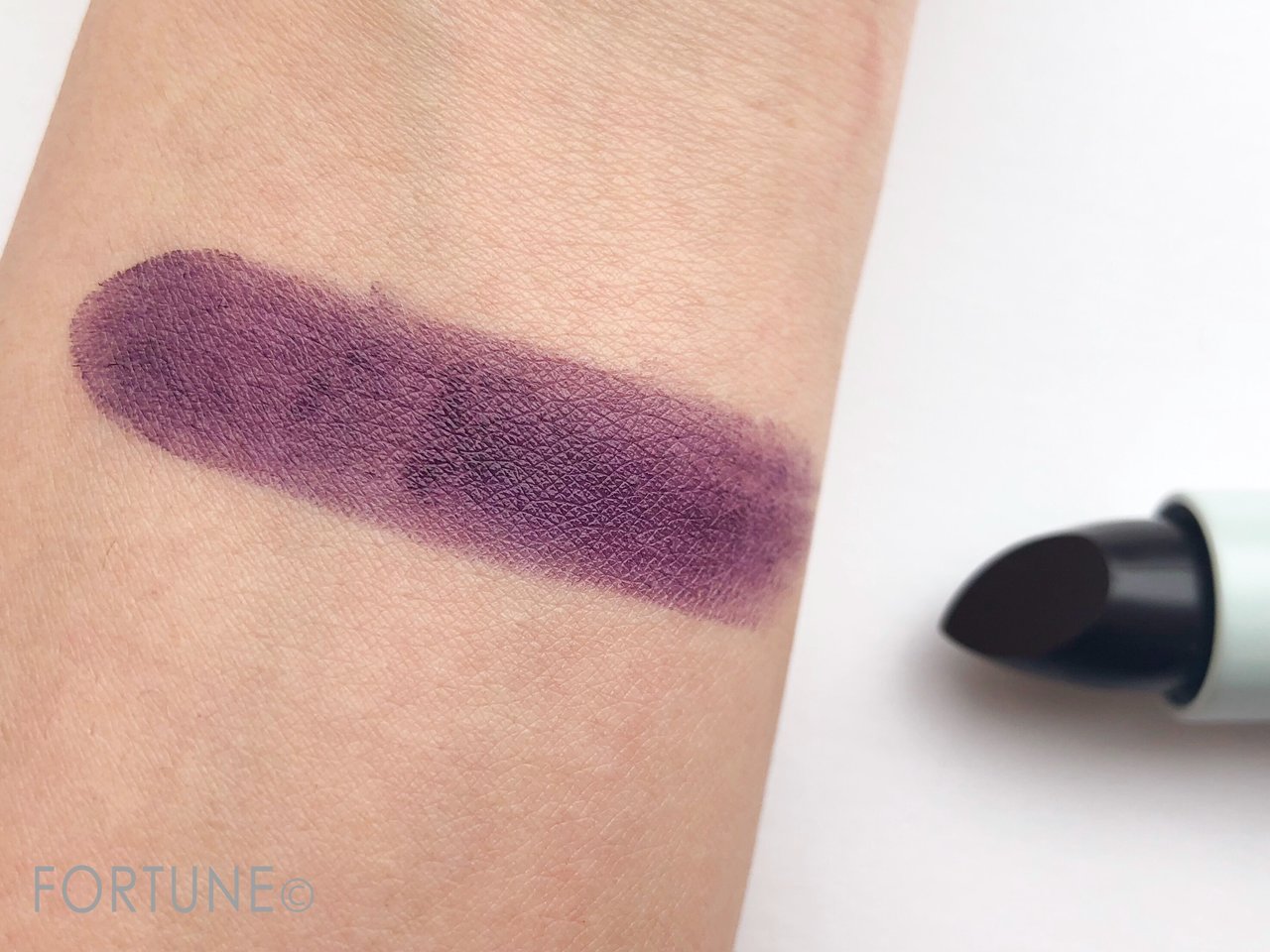 Erdem for NARS Strange FIowers Collection　ナーズ　新作コスメ　2018　夏コスメ　アイシャドウ　アイメイク　チーク　ハイライト　リップ　アーデム