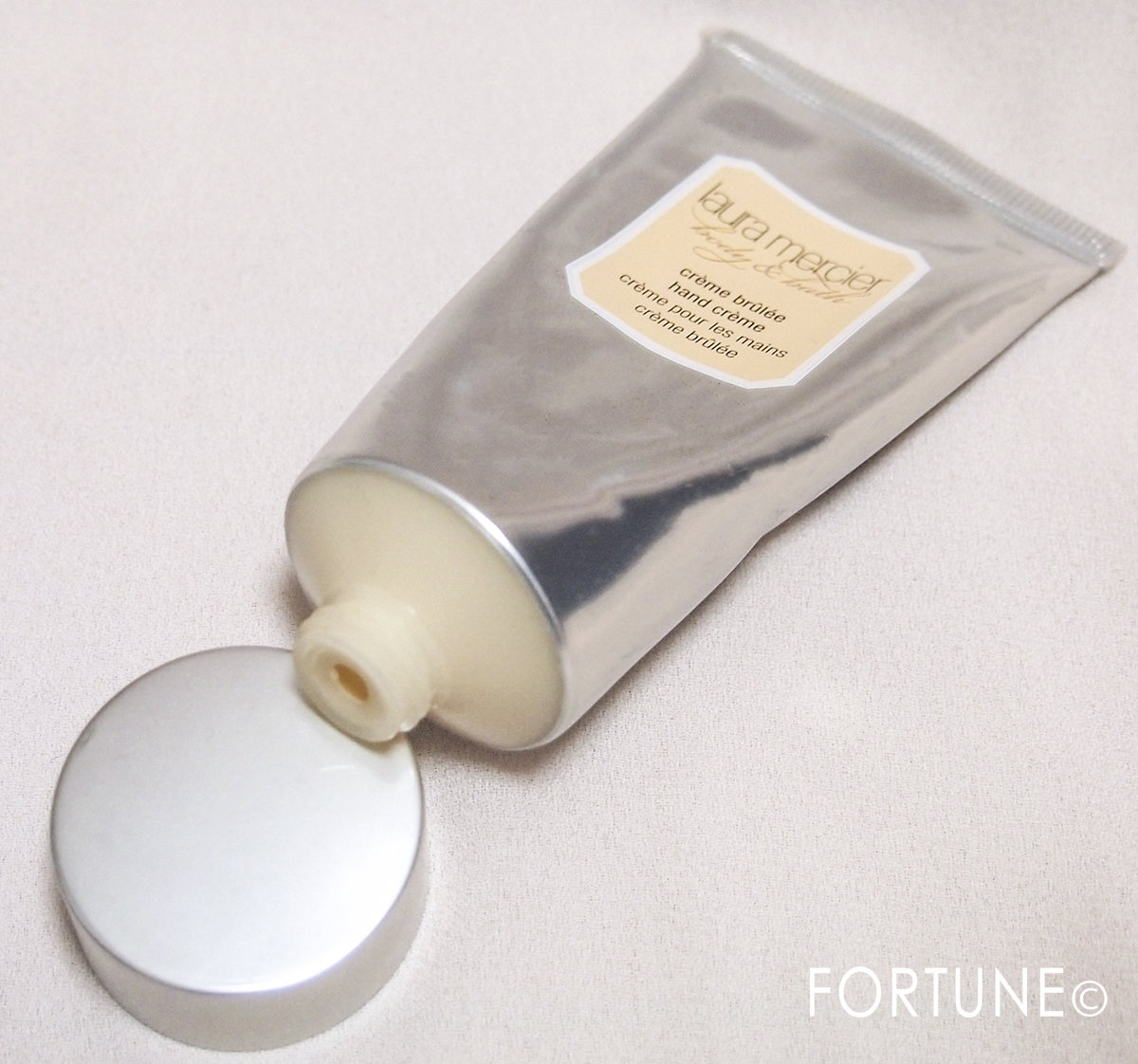 ハンドクリーム「クレームブリュレ」