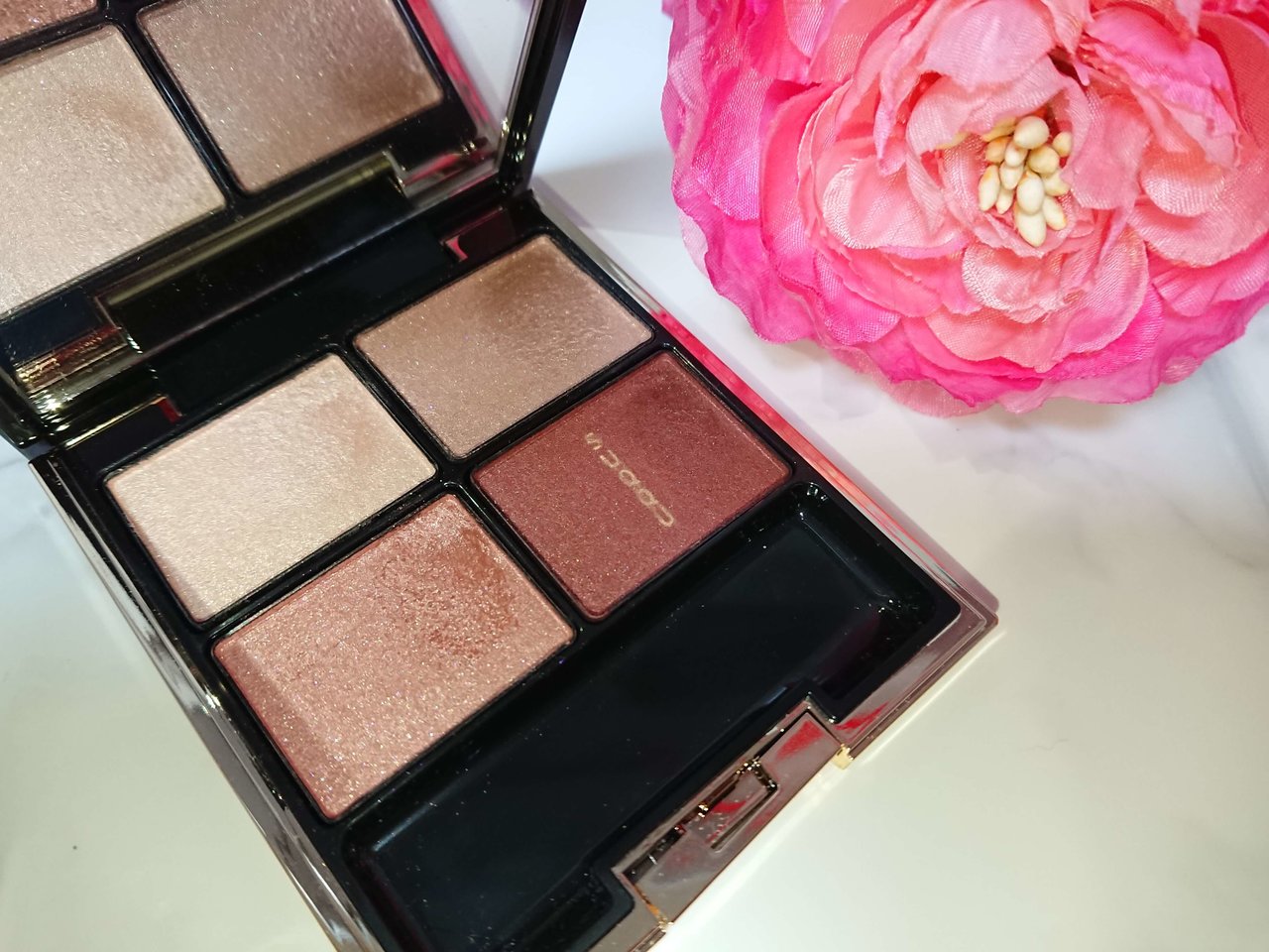 【自撮り】SUQQU（スック）デザイニングカラーアイズ　絢撫子