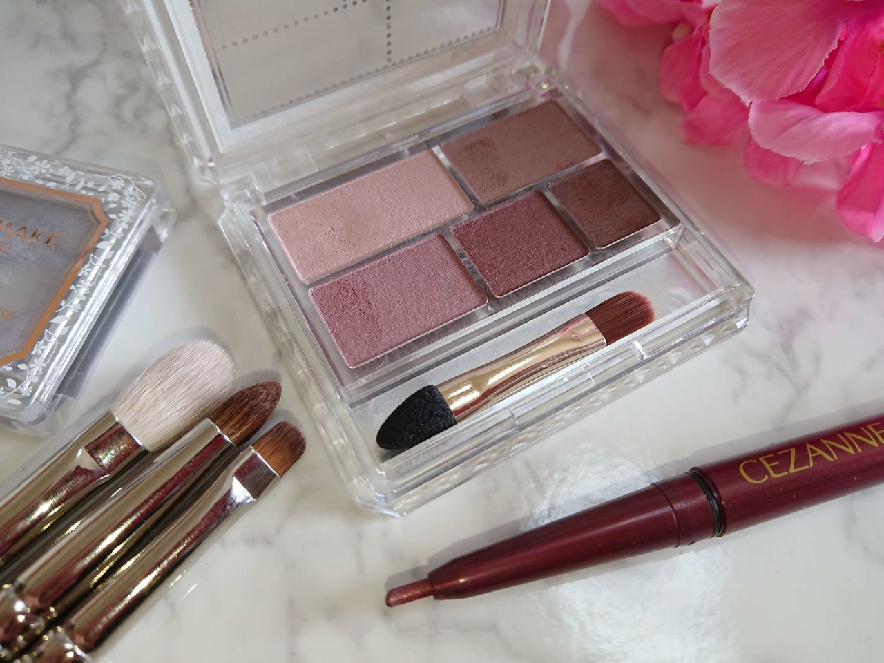 【自撮り】キャンメイク　パーフェクトマルチアイズ０４　クラッシックピンク