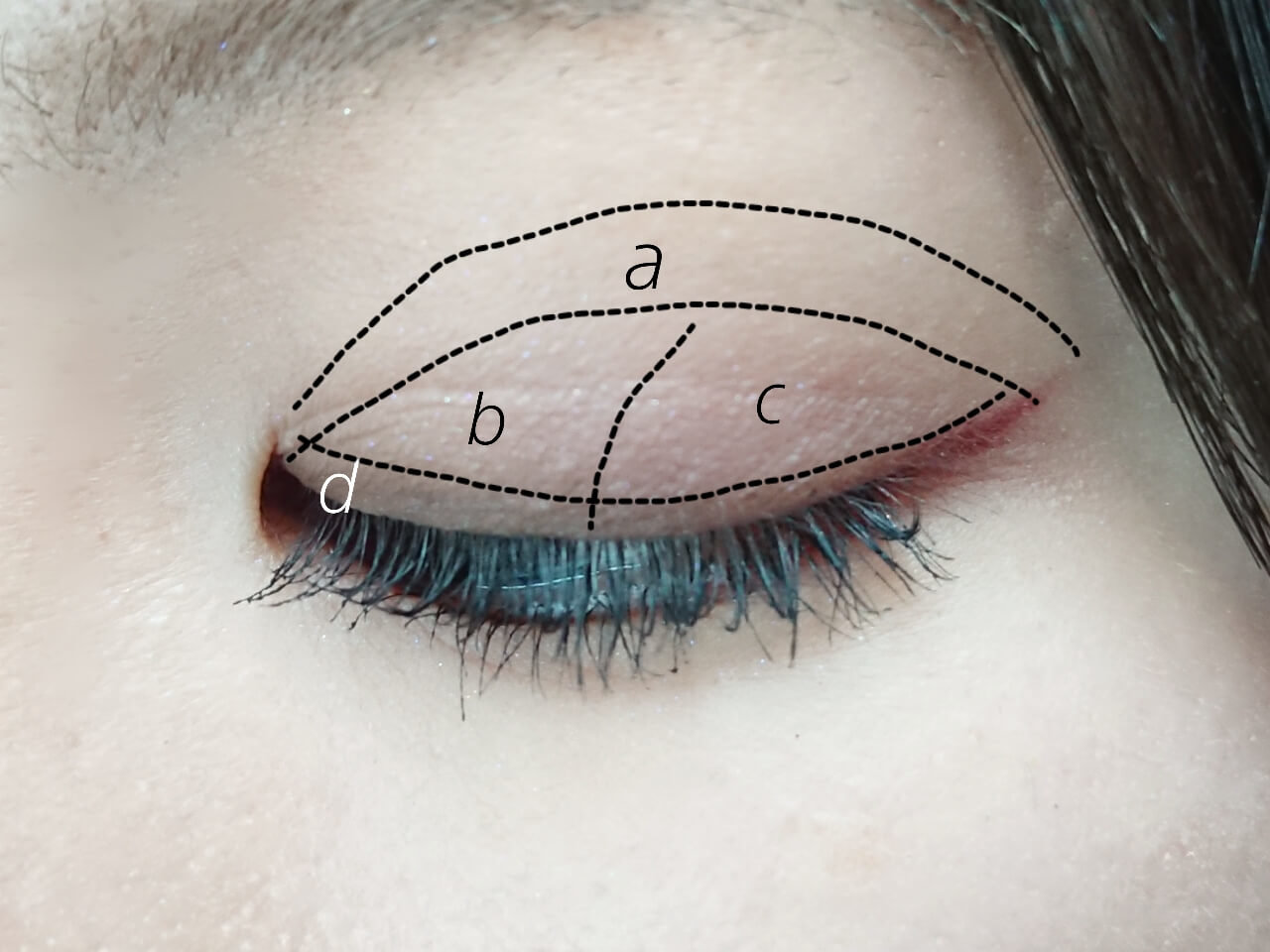【自撮り】キャンメイク　パーフェクトマルチアイズ０４　クラシックピンク