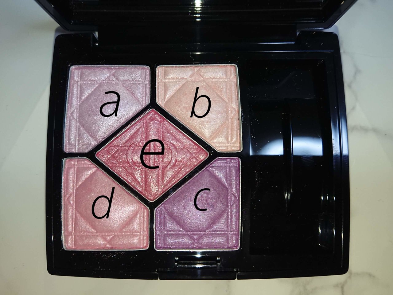 【自撮り】Dior サンククルール　スイート