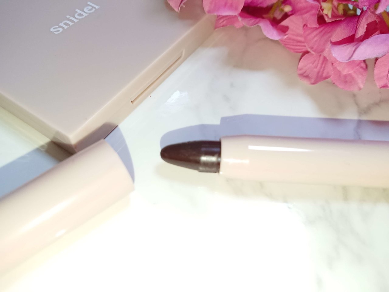 【自撮り】sweet５月号　snidel　春コスメ　クレヨンアイカラー