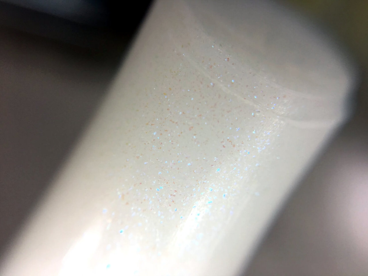 【自撮り】ディオール　Dior　2018　夏コレクション　クールウェーブ　アディクトリップスティック　040　ホワイトスプラッシュ　マイクロカメラ