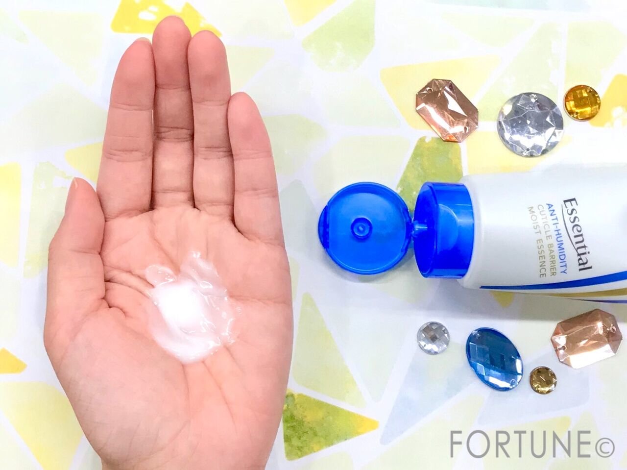 エッセンシャル　耐湿キューティクルバリア モイストエッセンス