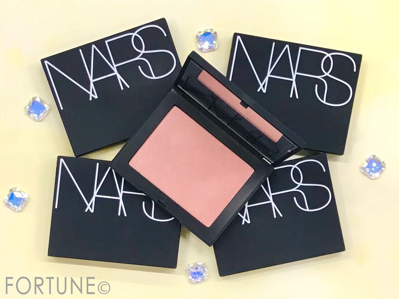 NARS　ハイライティングパウダー