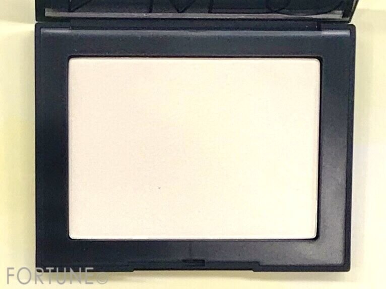 NARS　ハイライティングパウダー　ALBATROSS