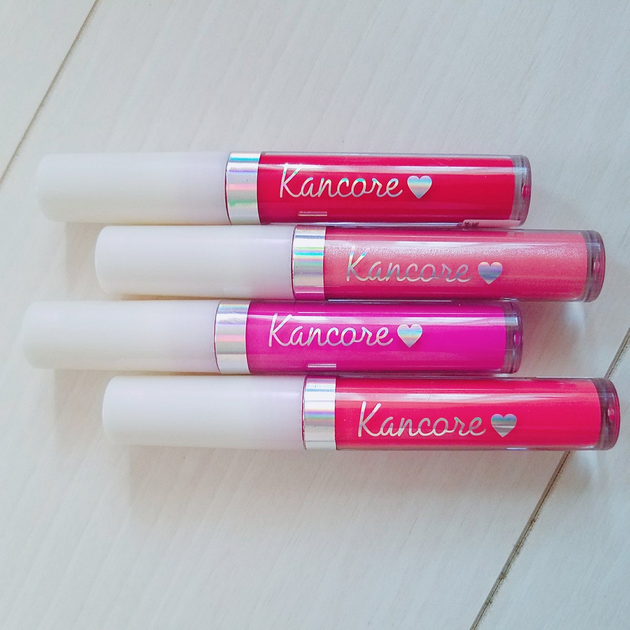 ダイソー×カンコレコラボ　リップグロス