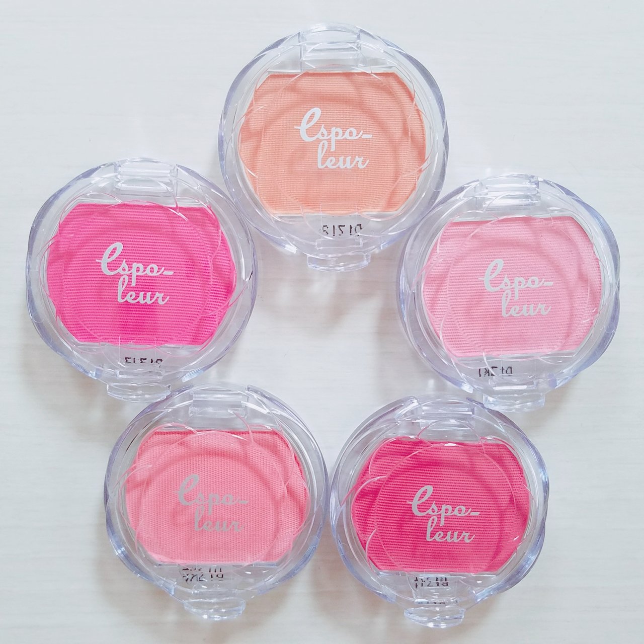 ダイソー　パウダーチーク