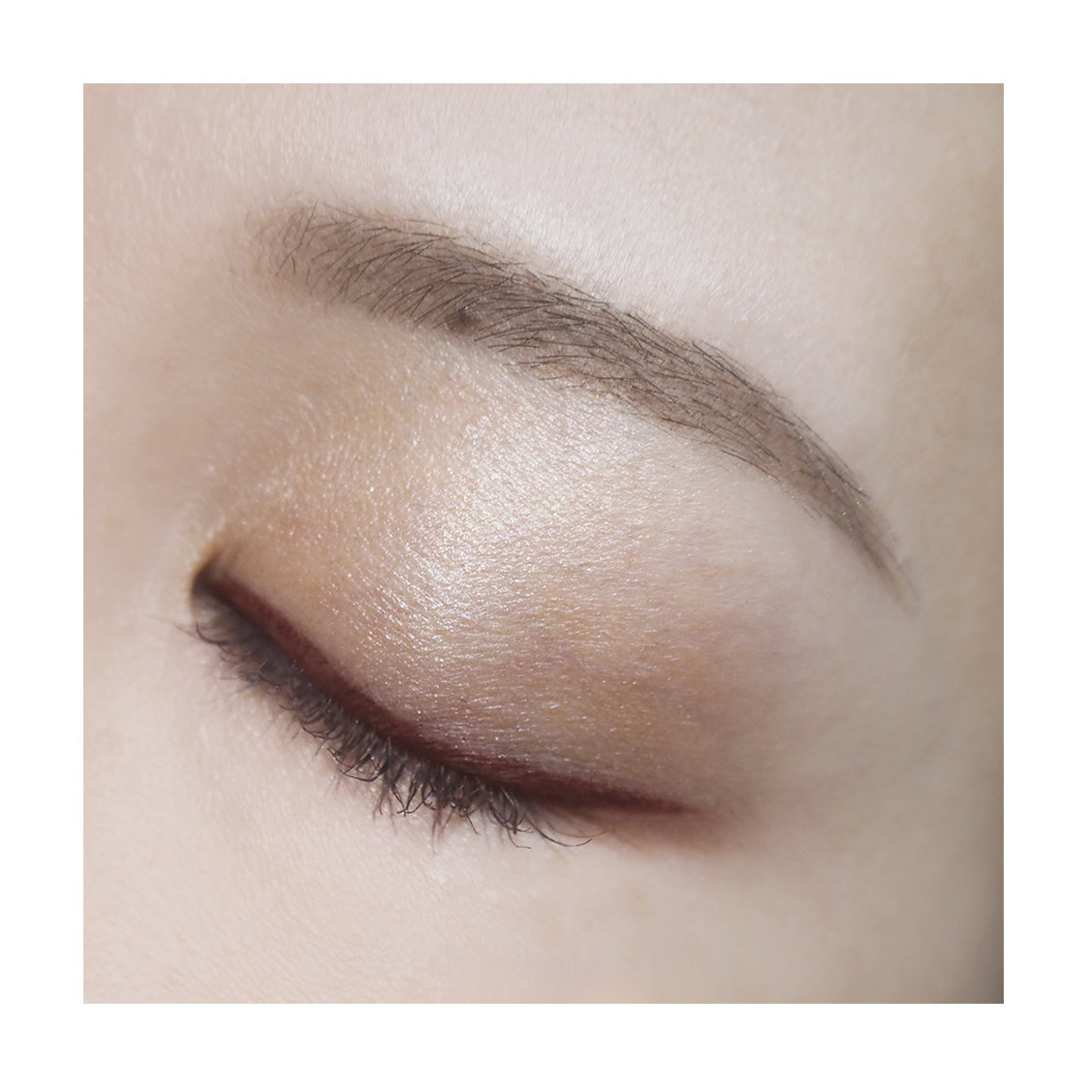 (自撮り)カラーインパクト リキッドライナー