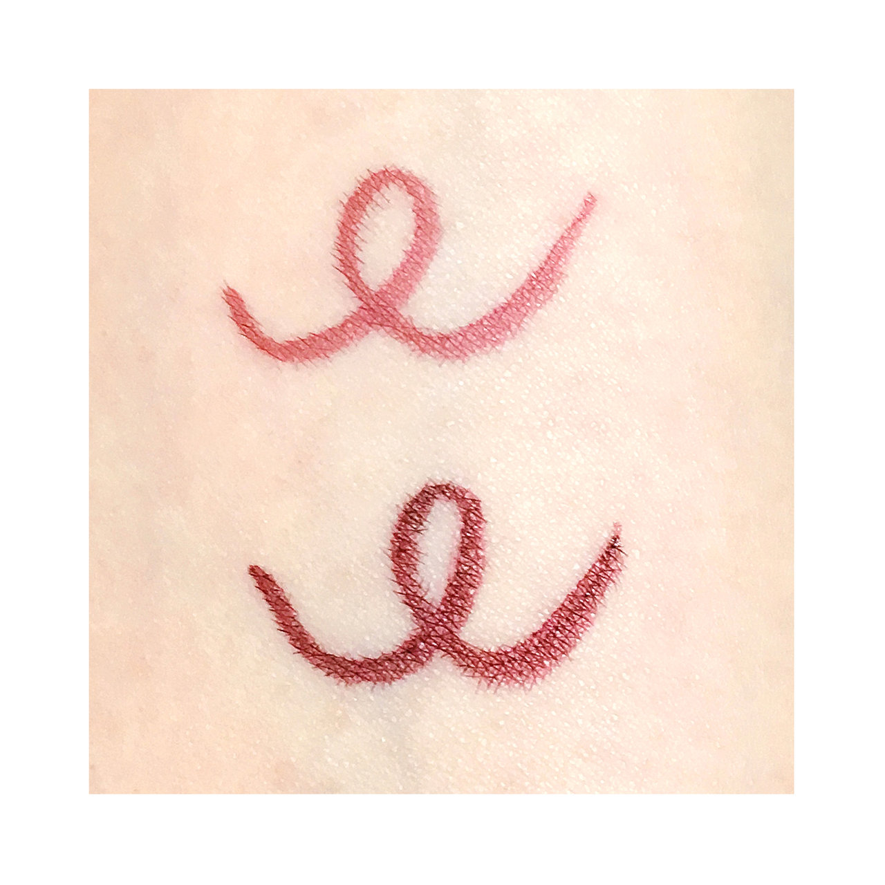 (自撮り)カラーインパクト リキッドライナー