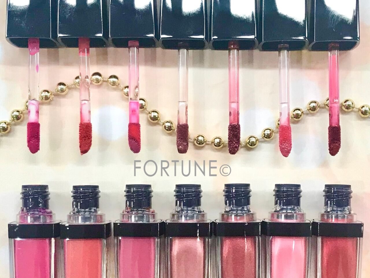 エスティ ローダー　ピュア カラー エンヴィ ペイント オン リクイッド リップカラー