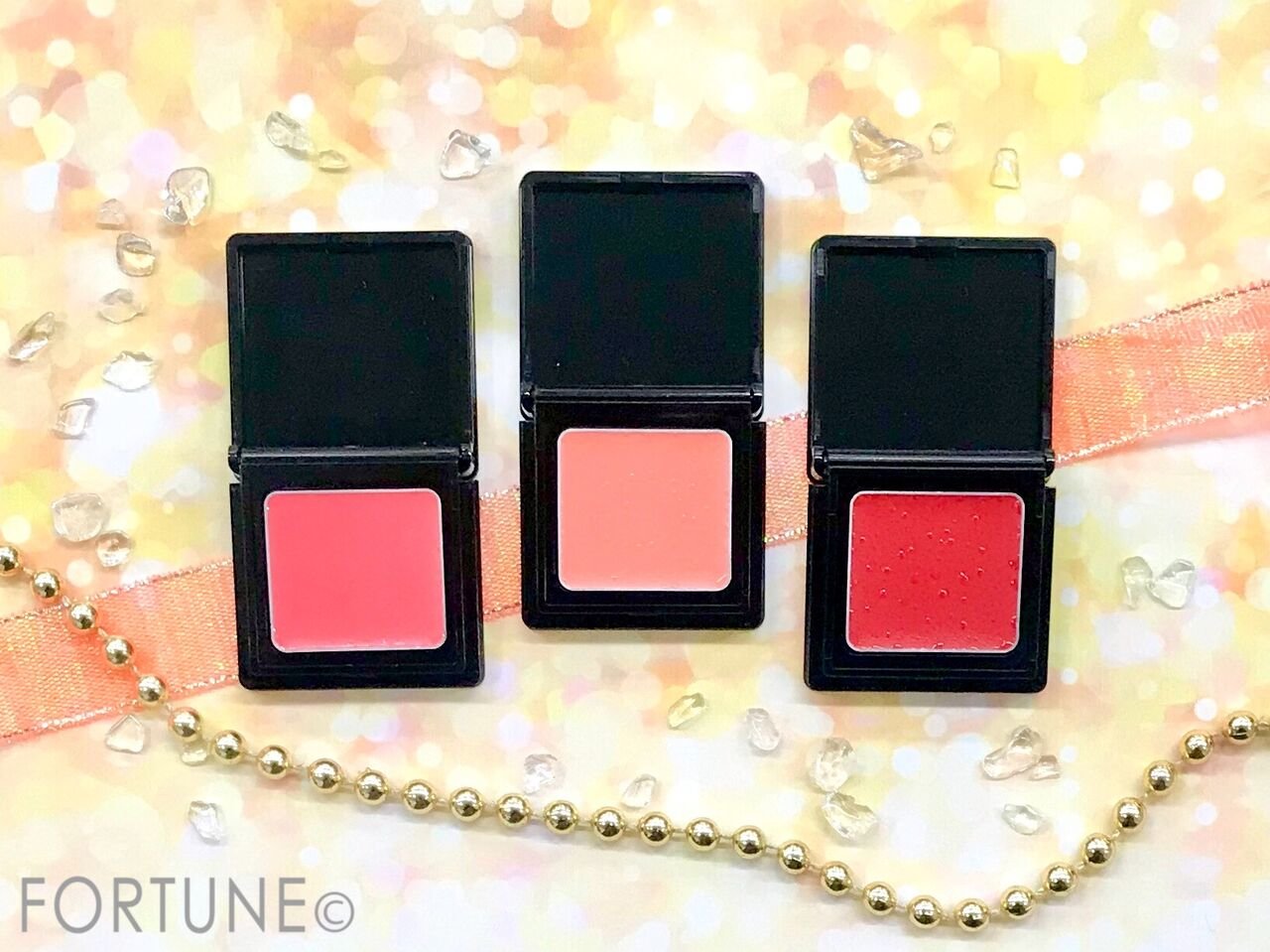 クリームチークカラー