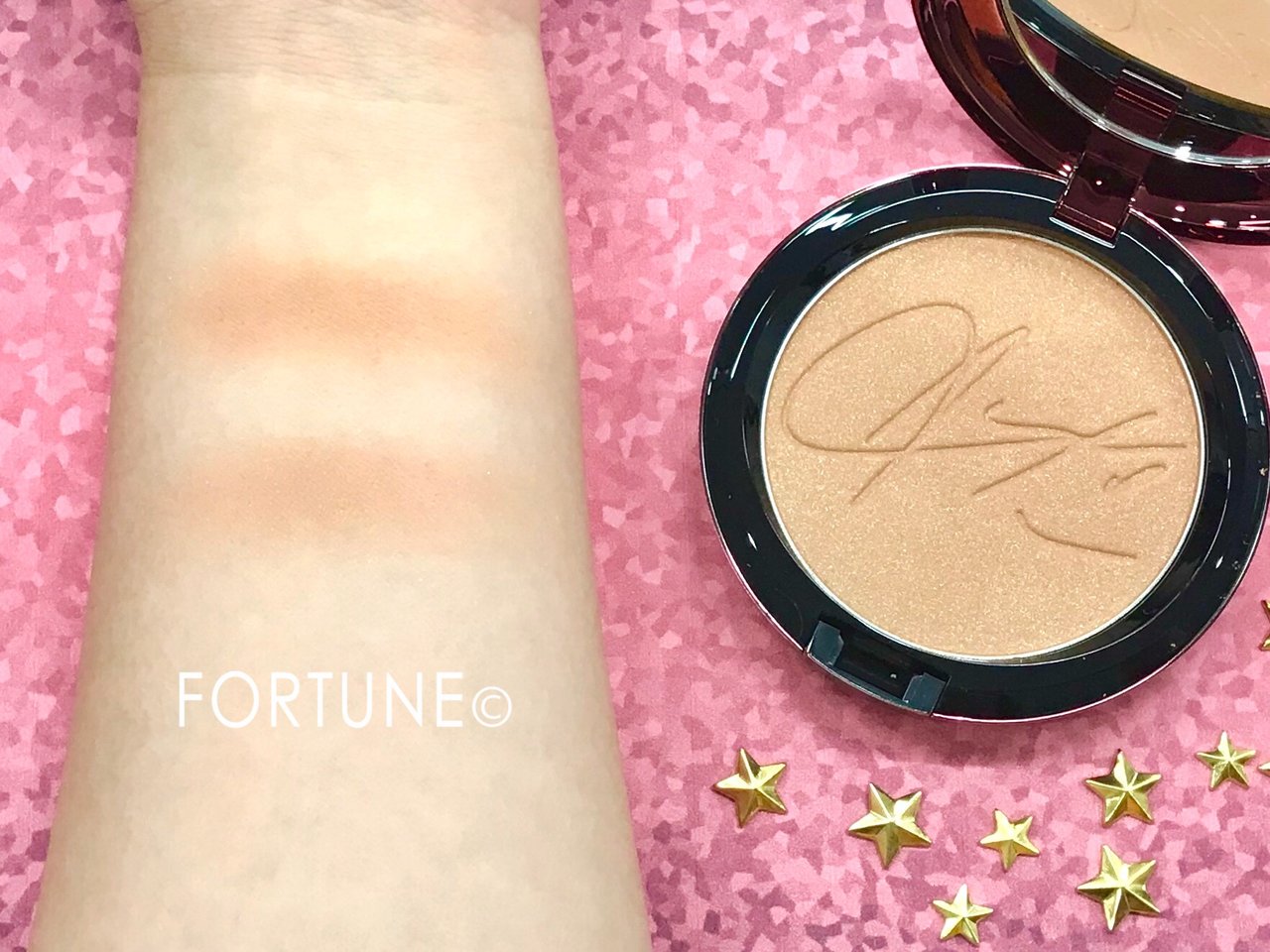 M·A·C（マック）　アリーヤ　ブロンジング パウダー ベイビーガール