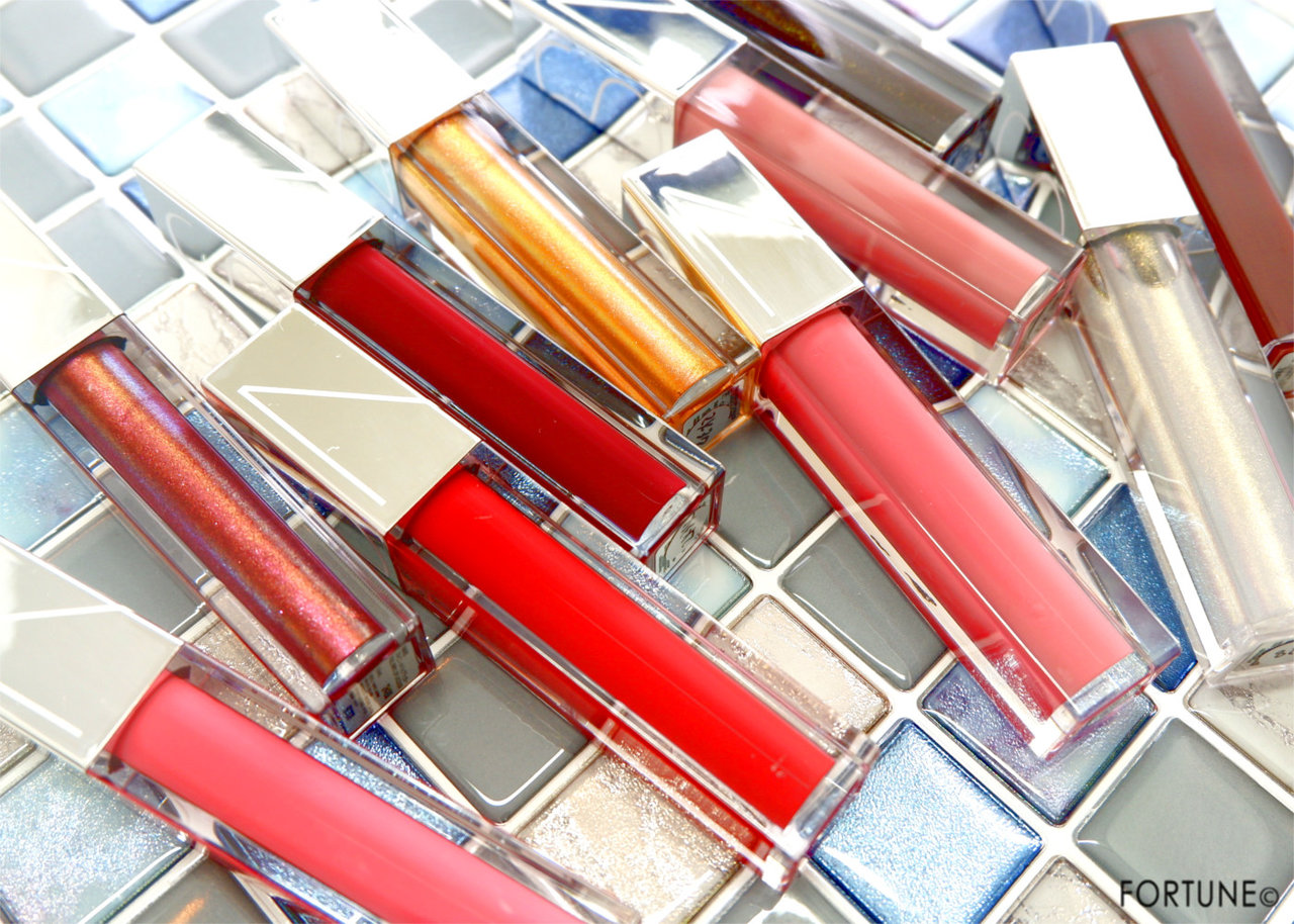 NARS「フルビニール リップラッカー／FULL VINYL LIP LACQUER」