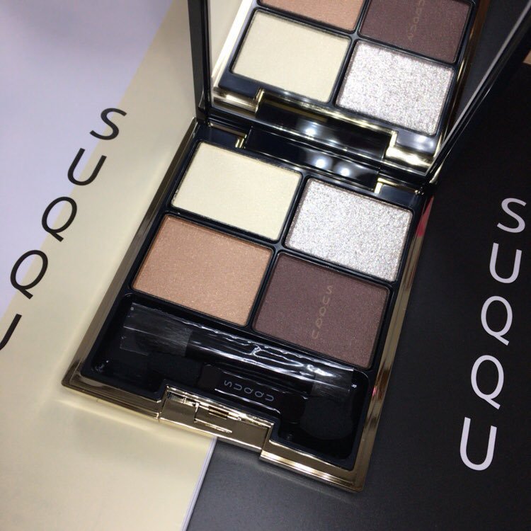 【自撮り】SUQQU　スック　デザイニングカラーアイズ　光焦