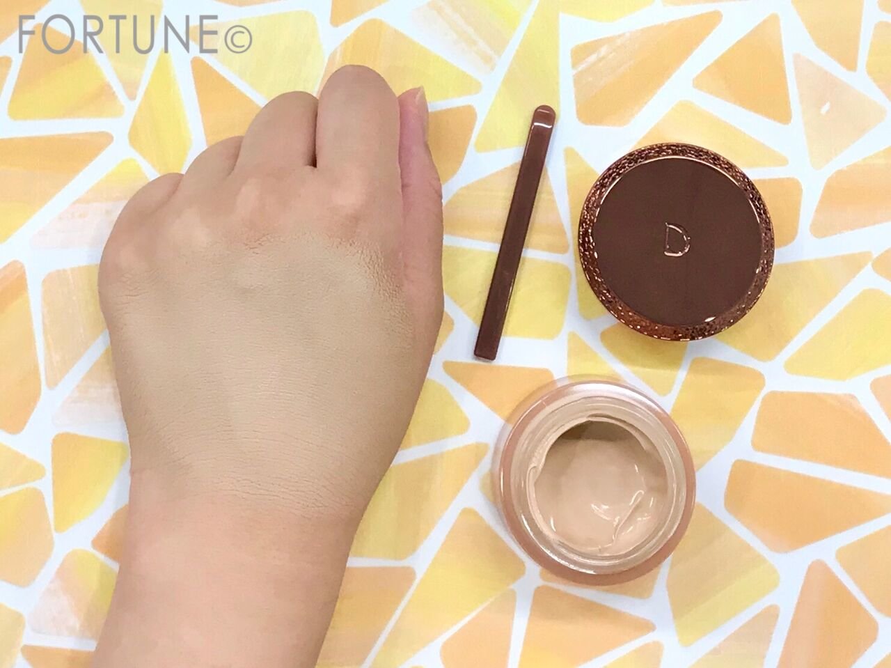 DEW スペリア クリームコンセントレート（クリームファンデーション）