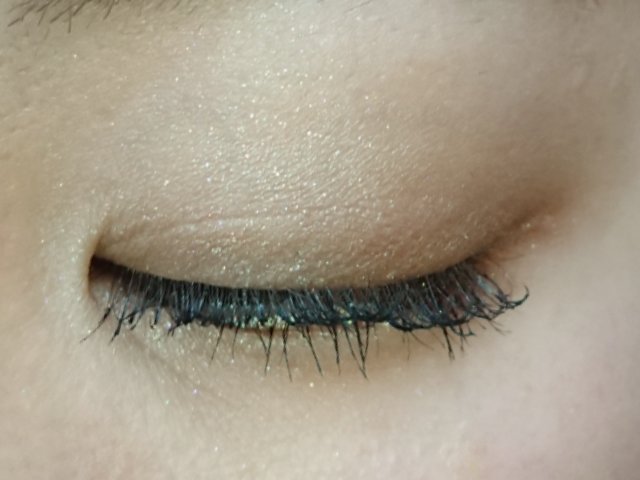 【自撮り】Visee　ヴィセ　安室奈美恵　アイカラーパレットNA　プチプラコスメ　01 着画2