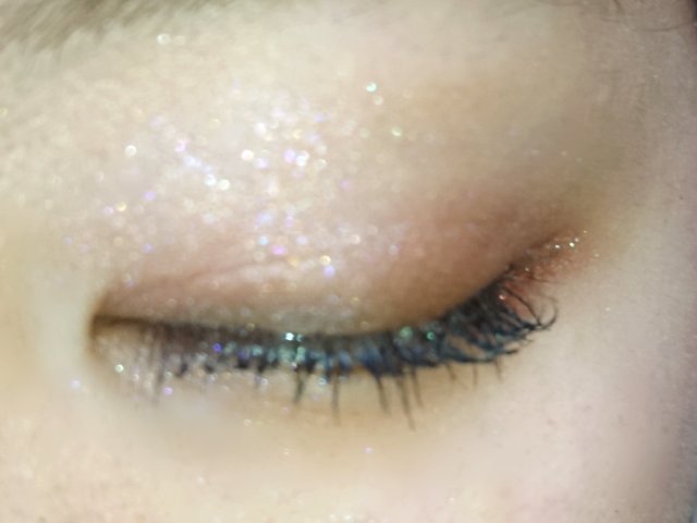 【自撮り】Visee アイカラーパレットNA 02